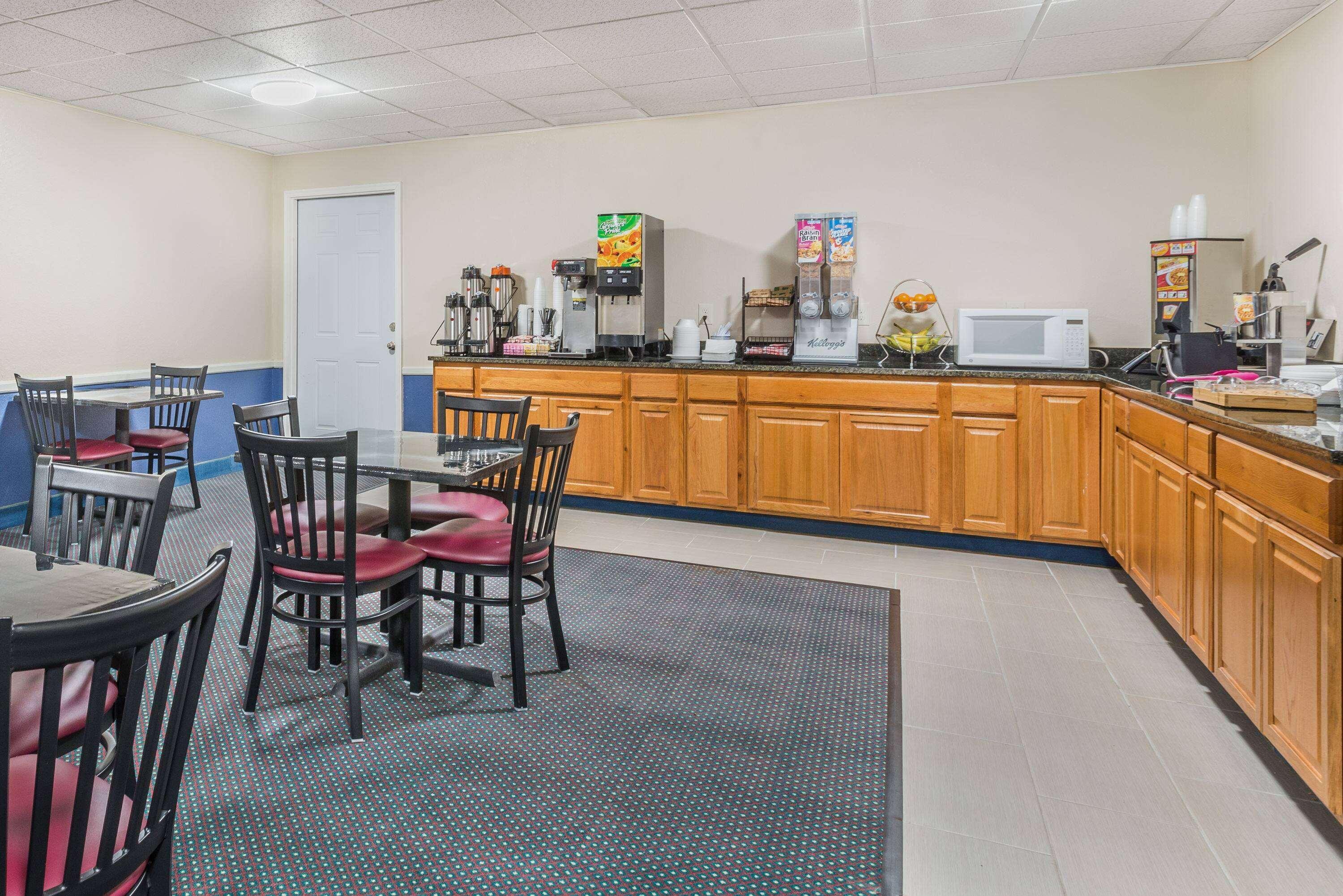 Howard Johnson By Wyndham Bangor Ngoại thất bức ảnh